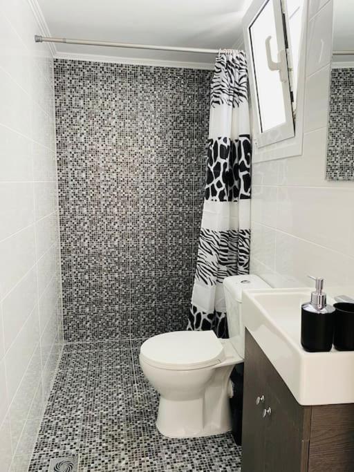 Apartament Modern 2Br Near Centre -5Min Wlk Patras Zewnętrze zdjęcie